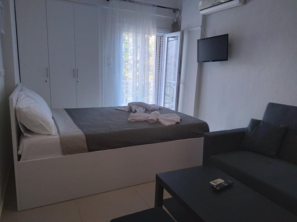 Little Beauty - Happyhostgr - In Platamonasアパートメント エクステリア 写真